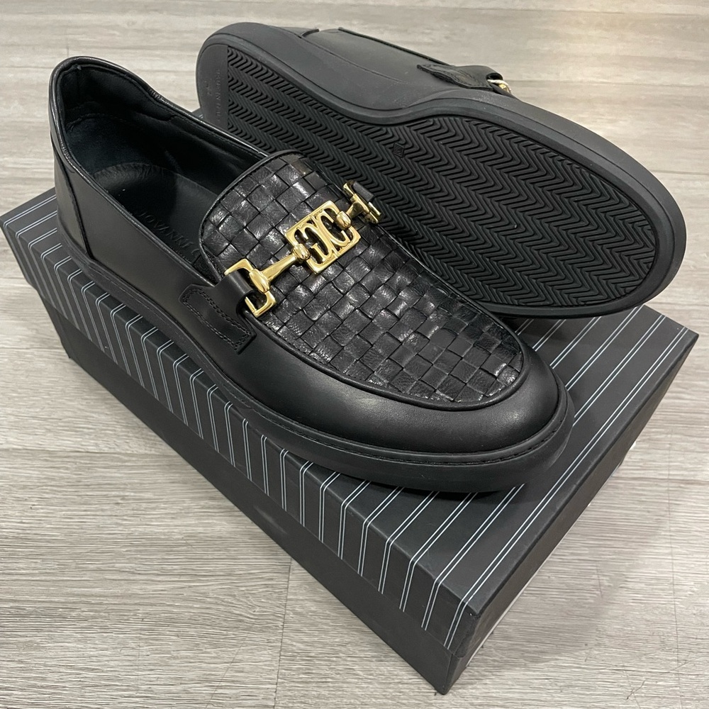 Brand New Giovanni Conti Hybrid shoes size 41 (8 US)